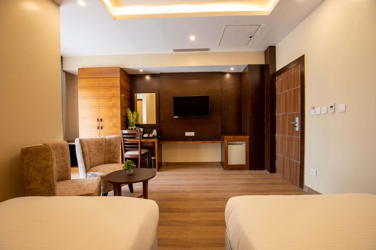 Hotel Palm International Butwal Ngoại thất bức ảnh