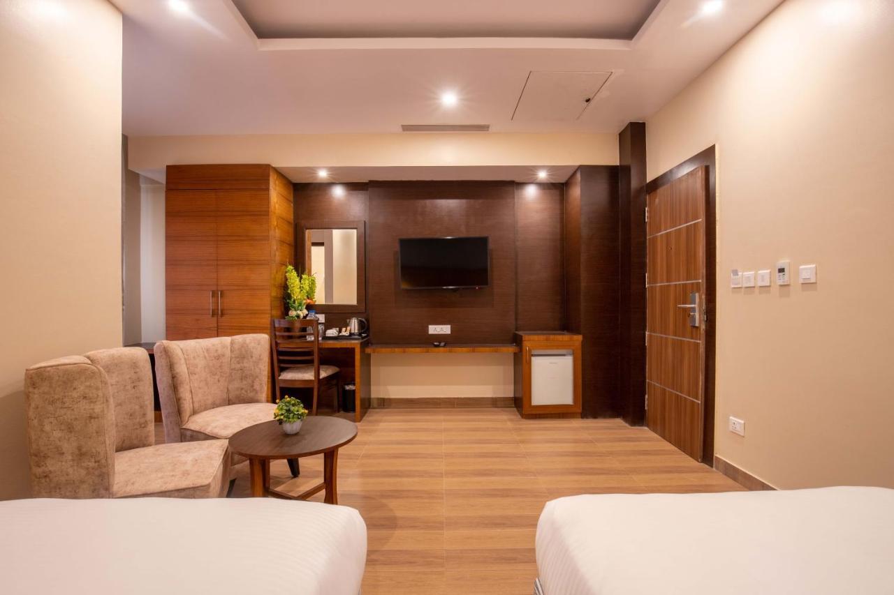 Hotel Palm International Butwal Ngoại thất bức ảnh