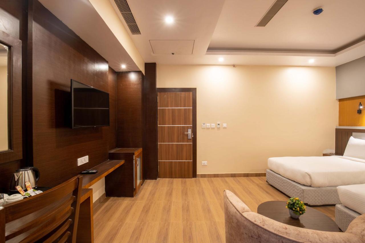 Hotel Palm International Butwal Ngoại thất bức ảnh
