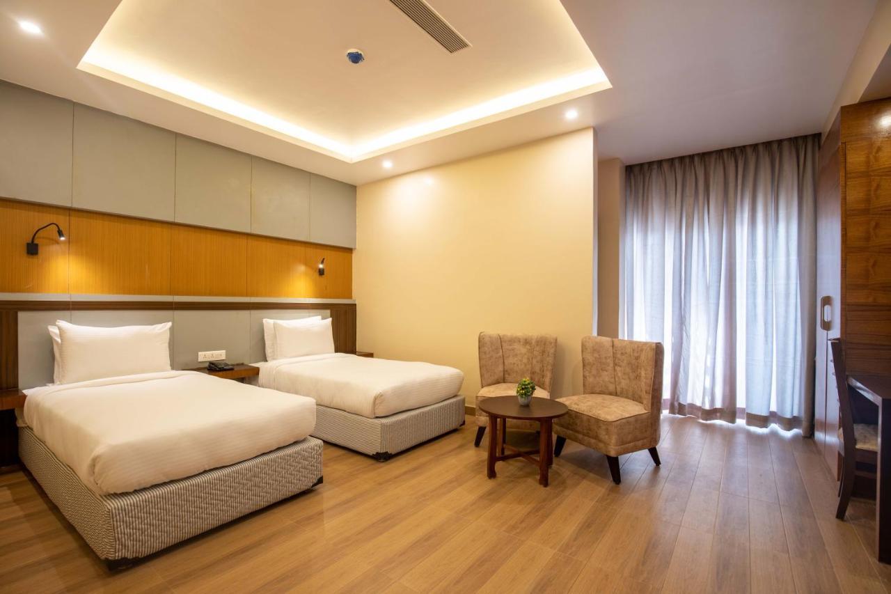 Hotel Palm International Butwal Ngoại thất bức ảnh