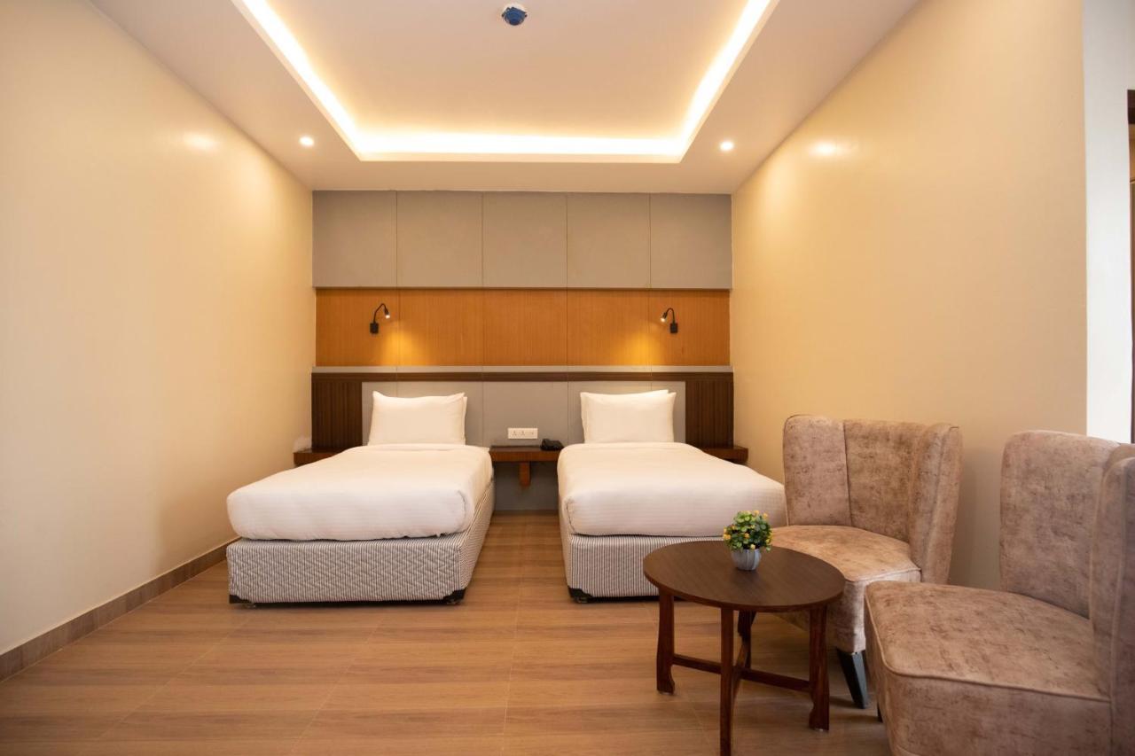 Hotel Palm International Butwal Ngoại thất bức ảnh