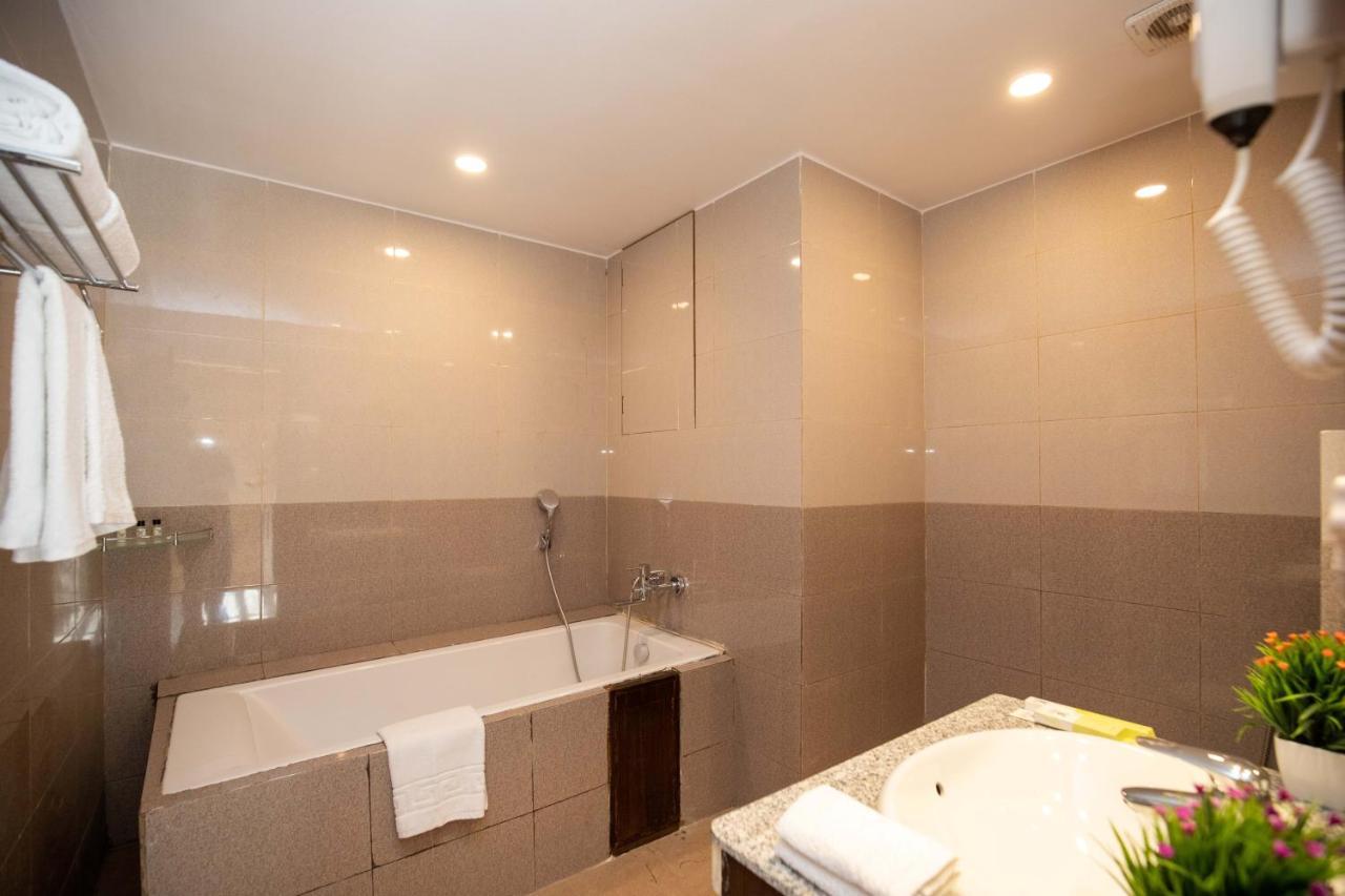 Hotel Palm International Butwal Ngoại thất bức ảnh