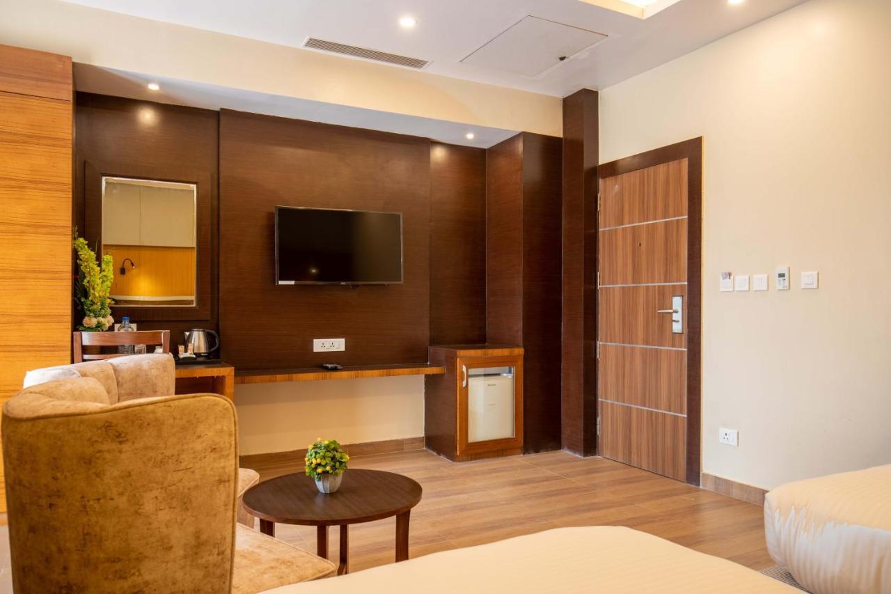Hotel Palm International Butwal Ngoại thất bức ảnh